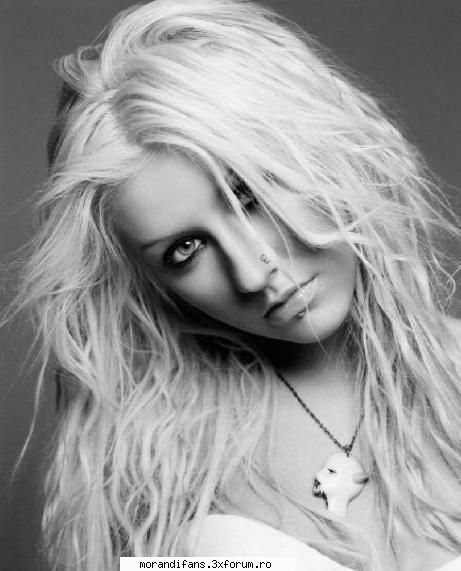 Christina Aguilera - Ce frumoasa e :X :) - � Other Bands �