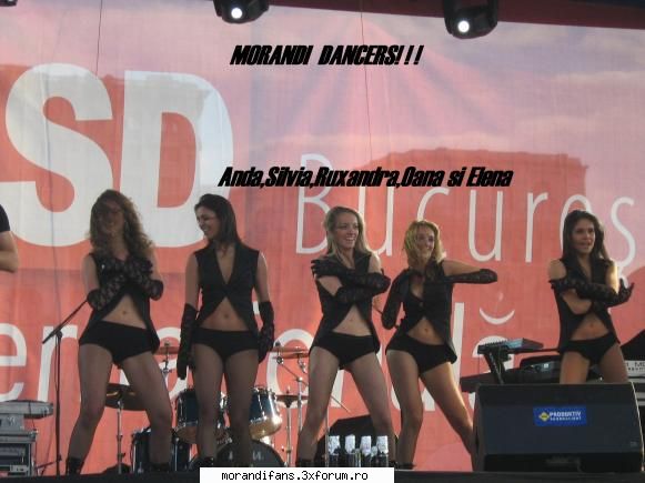 Galerie foto... - dansatoarele iubite :* mirela nu era in poza - � MoRanDi Dancers �