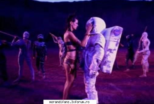 Pics with MaxiMo - ce costumatie are gagica :>:>:> - � Marius Moga �
