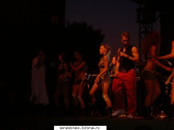 Pics with Randi [ Andrei ] - pozele sunt de la concertul din buc...de la - � Andrei R. T. �