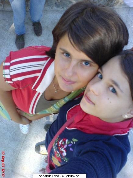 Poze cu membrii forumului ! - stanga clara o prietena =) si eu sunt aia din - � Forum's Members �