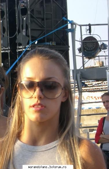 Ruxandra - mai tanara :X..cred k poza e de anul trecut...dap - � MoRanDi Dancers �