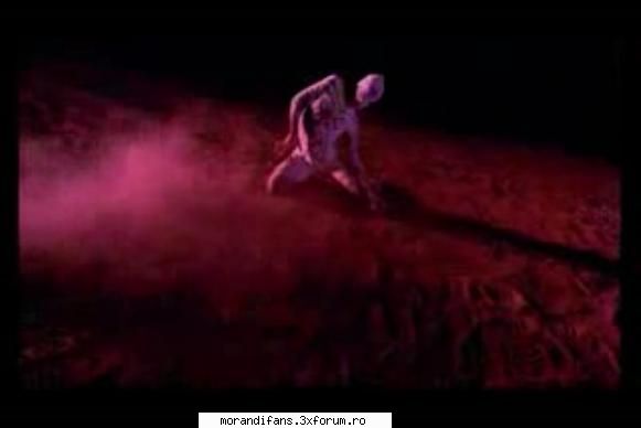 ruxxika in clip :x :x talentata mea :* ruxandra