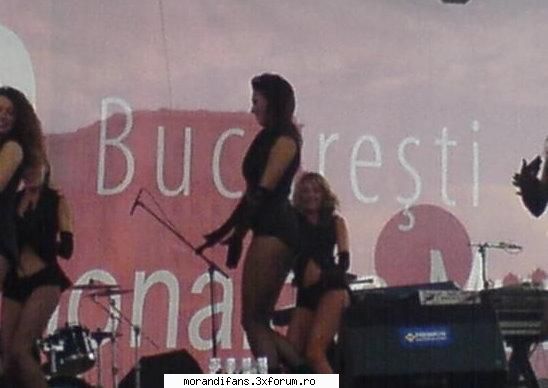 Silvia - de la concert dp 30 mai :X[ izvor] - � MoRanDi Dancers �