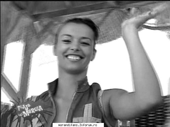 Silvia - poze de la plaja lui maruta :D:D:D - � MoRanDi Dancers �