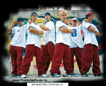 Simplu - smiley nu era in trupa...erau piticu, omu negru - � Other Bands �