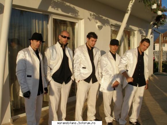 Simplu - simplu c fatza facea smiley k si knd:'ce t uiti - � Other Bands �